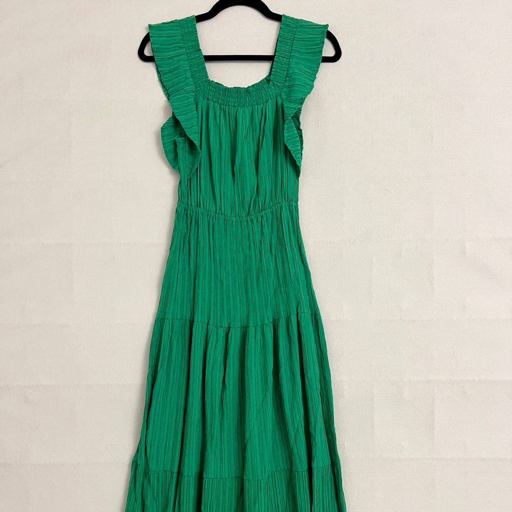 Elegant Green Maxi Dress
